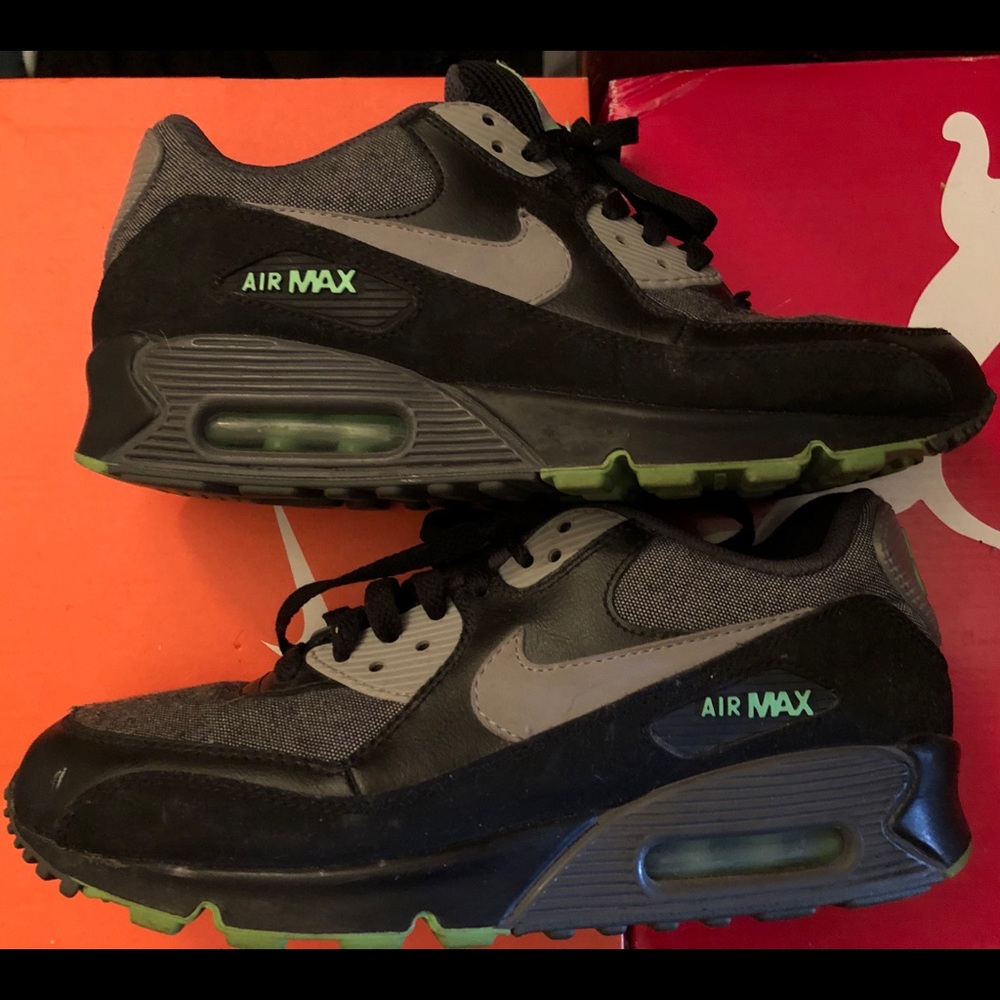 JUNIORS NIKE AIR MAX 90 307793-091 BLACK/GREEN